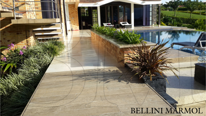 Mantenimiento con protección pára exteriores